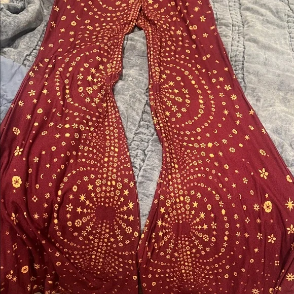 Novella Royale Burgundy and beige wine haze Janis bells - Picture 4 of 6